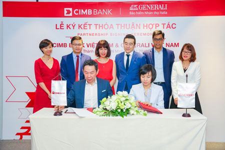 Generali Việt Nam ký kết hợp tác với ngân hàng CIMB