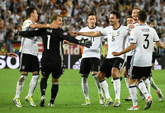 Gục ngã trước Đức, Italia lập kỷ lục đáng quên