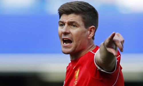 Gerrard vén màn bí mật về ba lần từ chối Mourinho