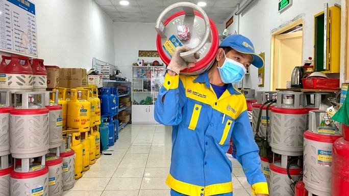 Giá gas tăng cao, doanh nghiệp lo lắng - Ảnh 1.