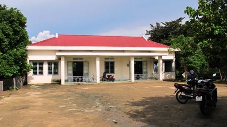 Gia Lai Ba nông dân hiến đất xây trường