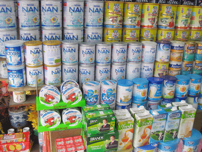 Giá sữa đồng loạt tăng 10%