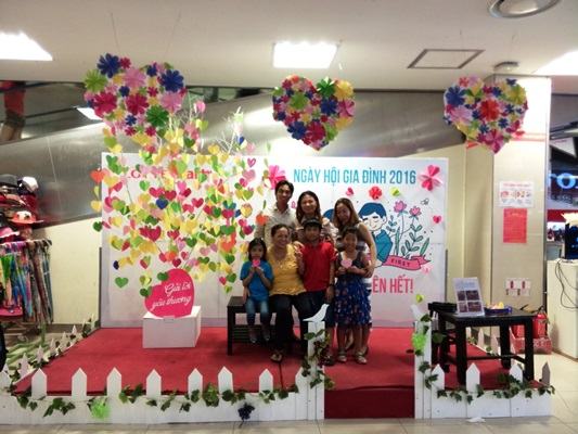 Ngày hội gia đình Lotte Mart 2016
