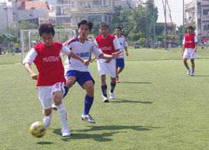 Giải bóng đá “EDU-CUP lần III” năm 2011: Báo Giáo Dục TP và Công ty Mắt Bão vào chung kết