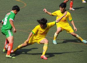 Giải bóng đá truyền thống nam học sinh THPT TP.HCM mở rộng 2014: Kịch tính trước lượt trận tứ kết