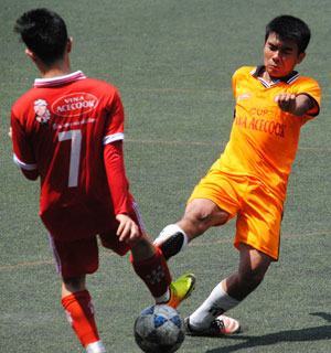 Giải bóng đá truyền thống nam học sinh THPT TP.HCM mở rộng 2014: Ứng cử viên vô địch lộ diện