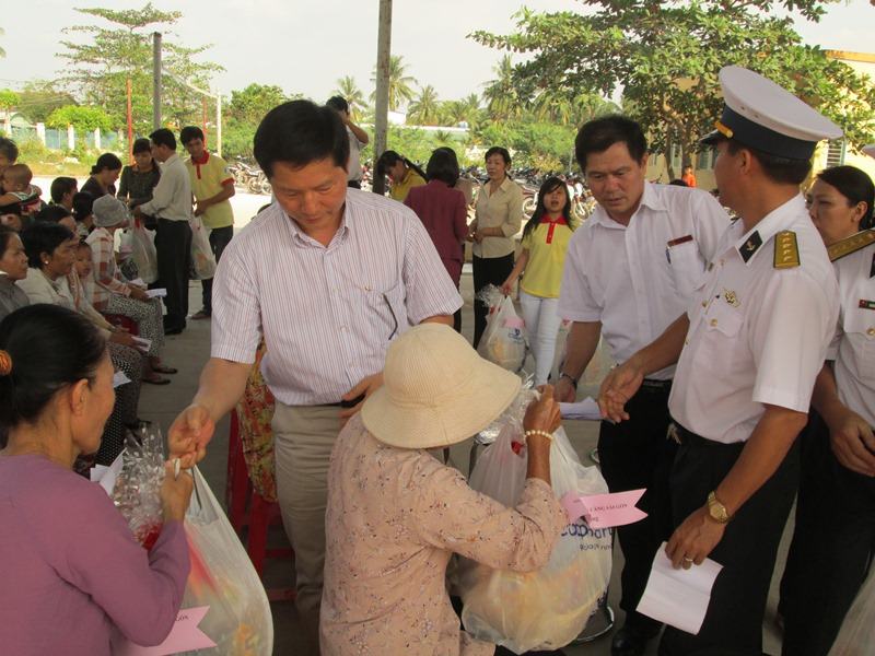 Hỗ trợ giảm nghèo đa chiều khu vực đô thị