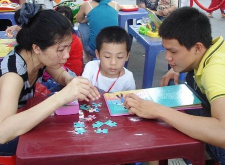 “Giành giật” con vì chuyện học hè