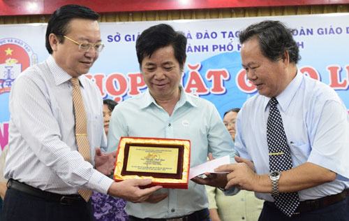 “Nếu được chọn lại nghề, tôi sẽ chọn nghề giáo”