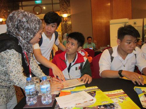 Ngày hội giáo dục Malaysia 2015