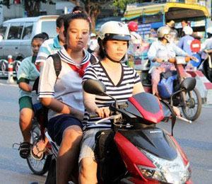 Giáo dục an toàn giao thông đầu năm học mới