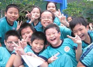 Giáo dục trẻ: “Cấm cung” hay thả nổi?