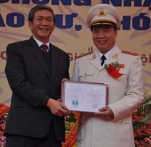 Giáo sư, phó giáo sư ngày càng được trẻ hóa