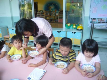 Giáo viên mầm non sẽ nghỉ hè 2 tháng