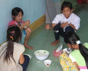 Giáo viên trường miền núi: Đến, đạt rồi đi