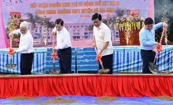 TP.HCM tặng tỉnh Bình Phước 80 tỉ đồng xây trường