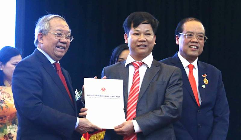 Tiêu chuẩn chức danh giáo sư, phó giáo sư mới nhất