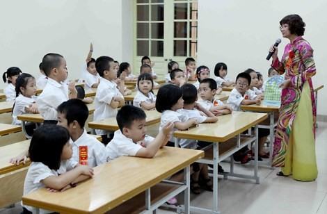 Thu chi tự nguyện đầu năm: Bộ không cấm nhưng…