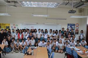 Giờ học ngoài nhà trường