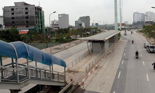 Hà Nội: Cho chạy thử xe buýt nhanh