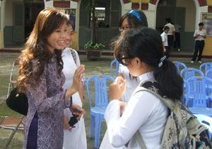 Gỡ rối những vấn đề “nóng” cho học sinh