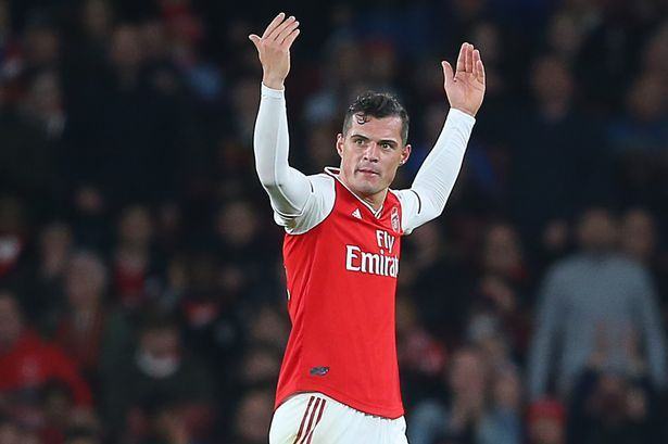 Granit Xhaka sẵn sàng ở lại Anh đối đầu với Arsenal