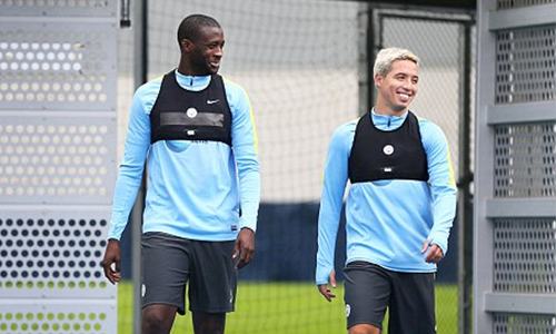 guardiola-gat-toure-khoi-tran-luot-di-play-off-champions-league-1