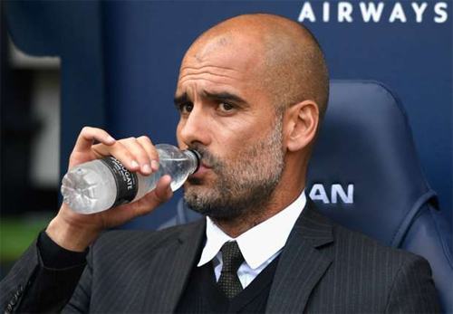 guardiola-vang-tuc-khi-duoc-hoi-ve-co-hoi-an-bon-cua-man-city
