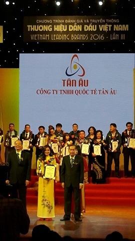 Trung tâm Ngoại ngữ Tân Âu nhận giải Thương hiệu dẫn đầu VN