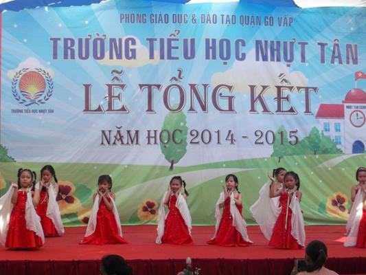 Lễ tổng kết năm học 2014 – 2015 tại Trường tiểu học  Nhựt Tân