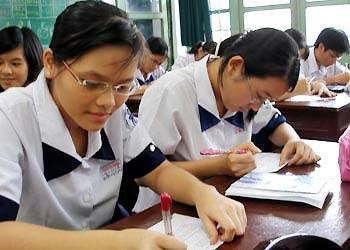 Báo động cận thị học đường. Ảnh minh họa.