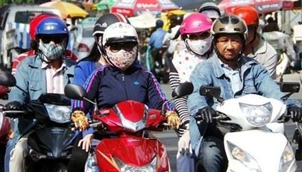 Hà Nội có mưa rào, miền Trung nắng nóng diện rộng