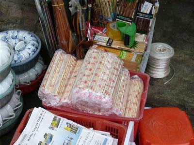 Hà Nội : Đũa Trung Quốc tràn ngập thị trường