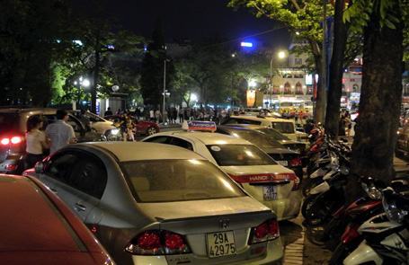 Hà Nội sắp có giàn đỗ xe bằng thép