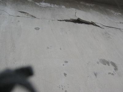 Hà Tĩnh: Mìn nổ làm 9 ngôi nhà rạn nứt