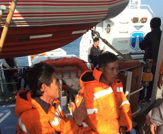 Tìm kiếm thuyền viên mất tích trong vụ va chạm tàu