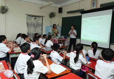 Hạn chế lạm dụng CNTT trong dạy học 