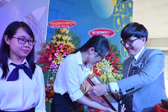 89 sinh viên tốt nghiệp chương trình FIATA Diploma in Freight Forwarding