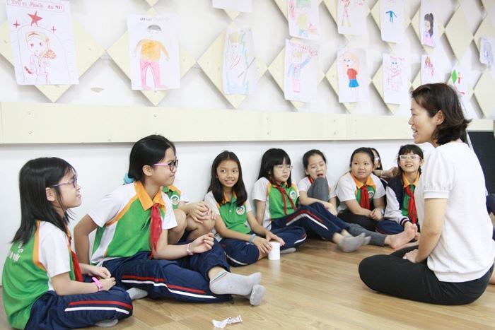 Trang bị kiến thức giới tính cho học sinh