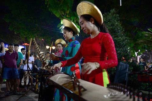 16 quốc gia tham dự lễ hội “TP.HCM – Phát triển và hội nhập”