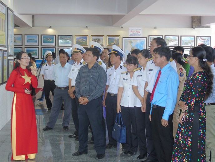 Hậu Giang: Triển lãm tư liệu Hoàng Sa, Trường Sa