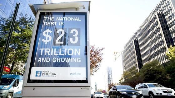 Hậu quả nợ công từ Covid-19 ảnh 1