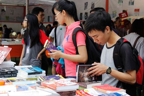 Khan hiếm sách hay