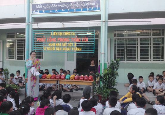 Nuôi heo đất vì người bạn ngoại thành