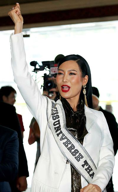 Đại diện nước chủ nhà Thái Lan đảm nhận vai trò đón tiếp và dẫn dắt các thí sinh.&nbsp;