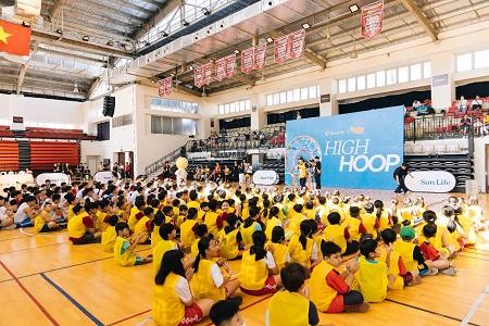 Ngày hội bóng rổ High Hoop – Cùng Sun Life bật cao sức trẻ