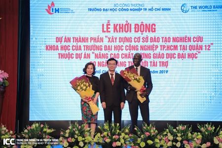 ĐH Công nghiệp TPHCM khởi động dự án thành phần “xây dựng cơ sở đào tạo, nghiên cứu khoa học”