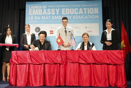 Ra mắt tổ chức giáo dục Embassy Education tại VN