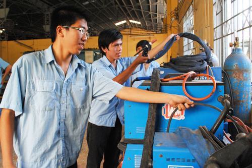 Đào tạo nhân lực thiếu căn cơ ở ĐBSCL: Mất việc ngay trên “sân nhà”