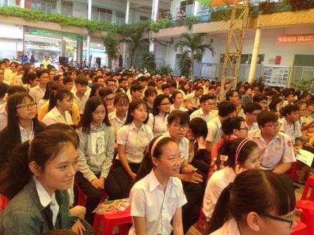 Hơn 2.000 học sinh THCS được tư vấn hướng nghiệp